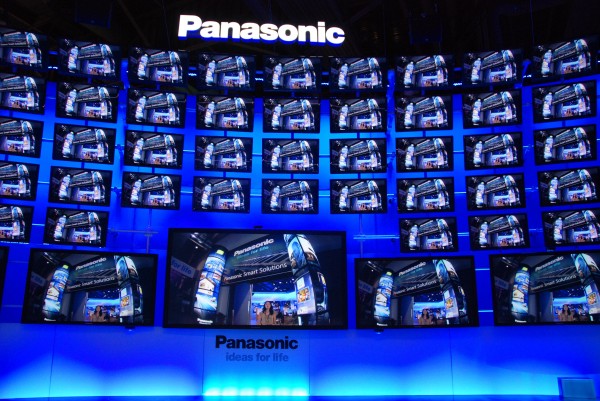 AV Blog CES2012 Panasonic Plasma Video Wall